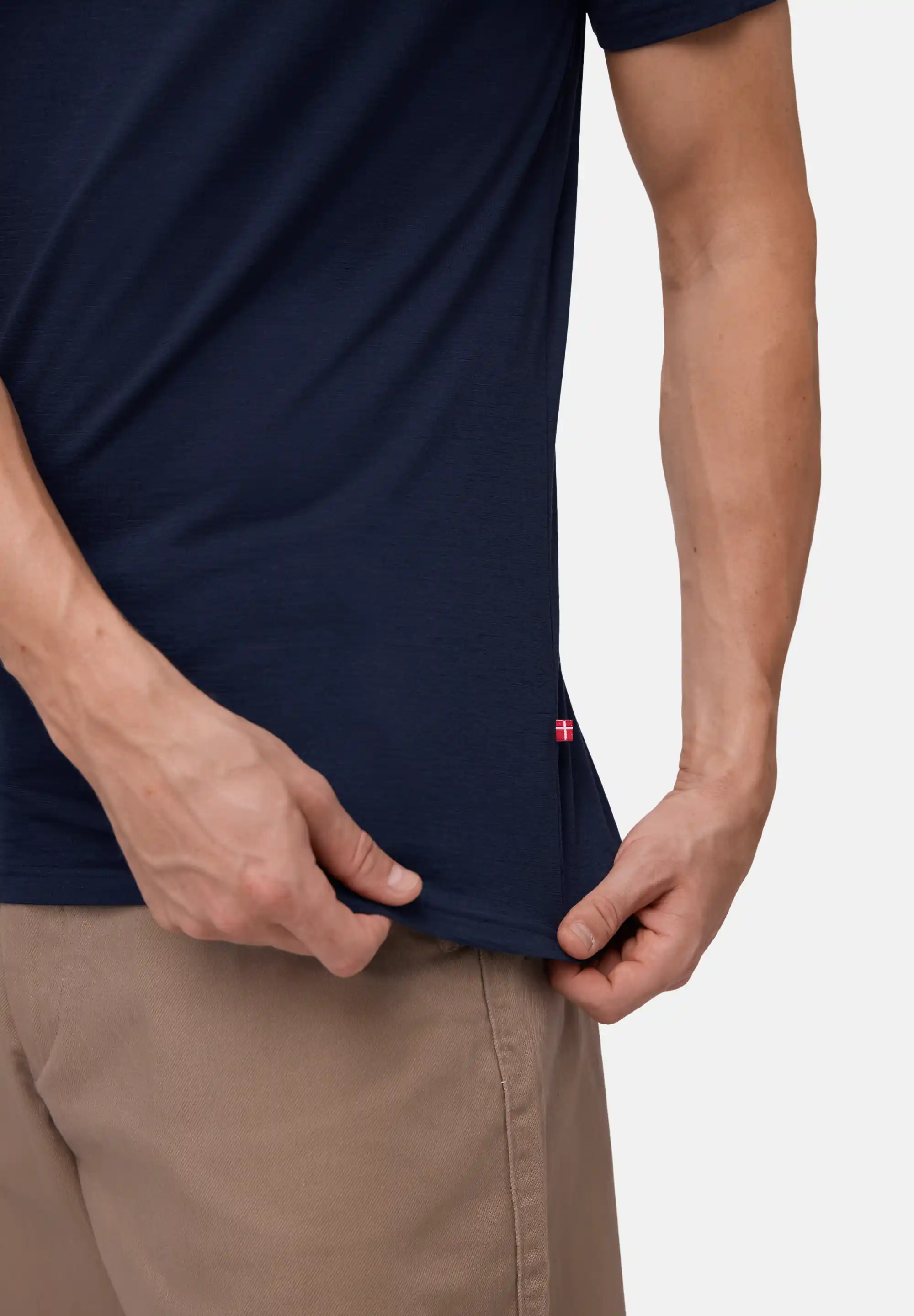 PURE MERINO T-SHIRT - Image 24
